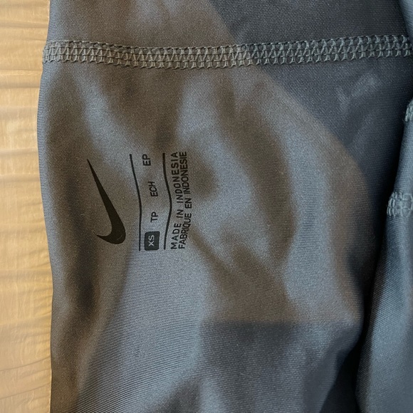 Nike Air Semi-Sheer Jogger Pant - Picture 7 of 7